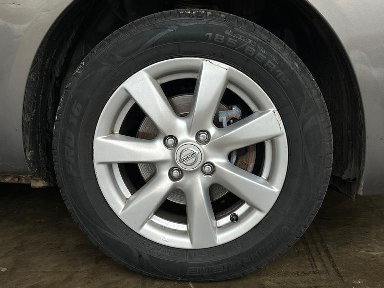 Nissan VERSA SL 1.6 16V Flex Fuel 4p Mec.