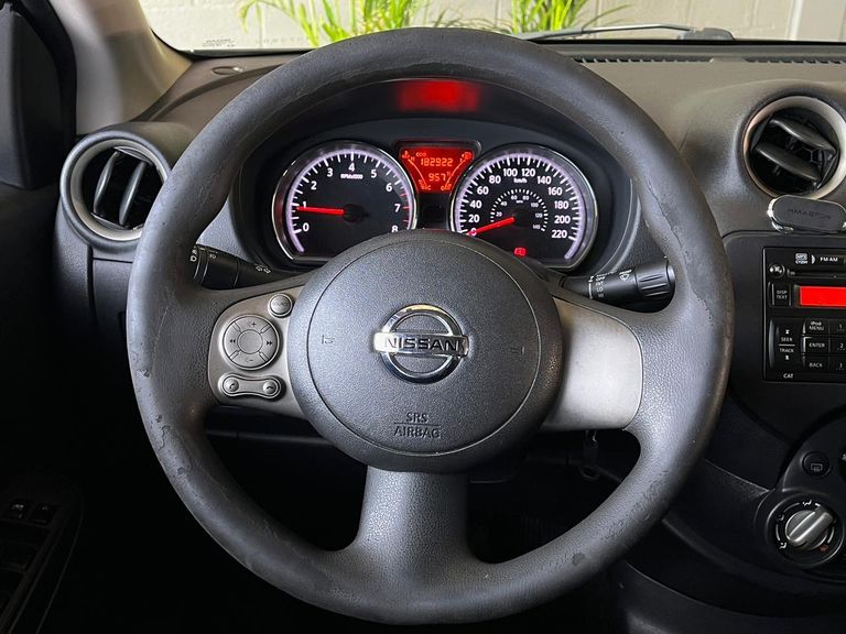 Nissan VERSA SL 1.6 16V Flex Fuel 4p Mec.