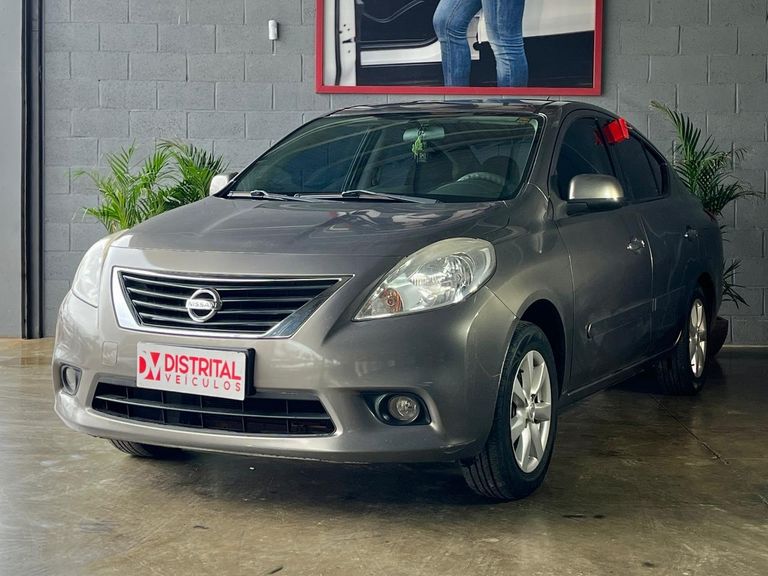 Nissan VERSA SL 1.6 16V Flex Fuel 4p Mec.