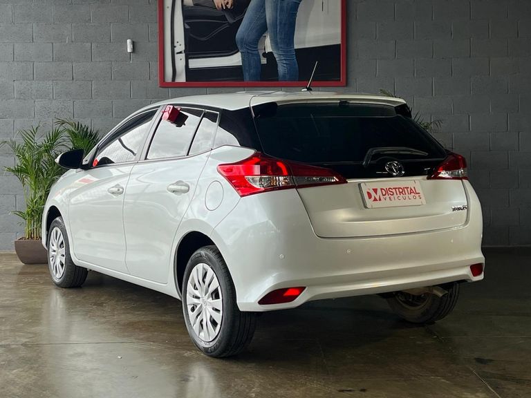 Toyota YARIS XL 1.5 Flex 16V 5p Aut.