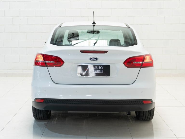 Ford Focus 2.0 16V/SE/SE Plus Flex 5p Aut.