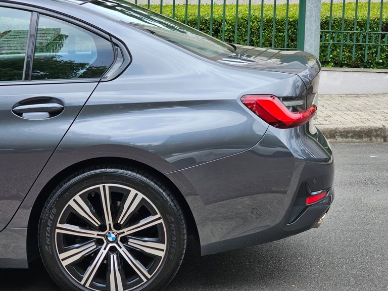 BMW 320iA 2.0 Turbo/ActiveFlex 16V/GP  4p