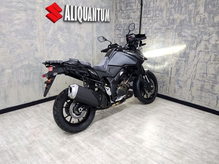 SUZUKI DL 1050 V-STROM 