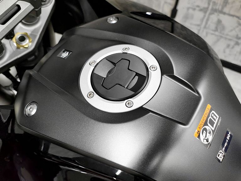 SUZUKI DL 1050 V-STROM 