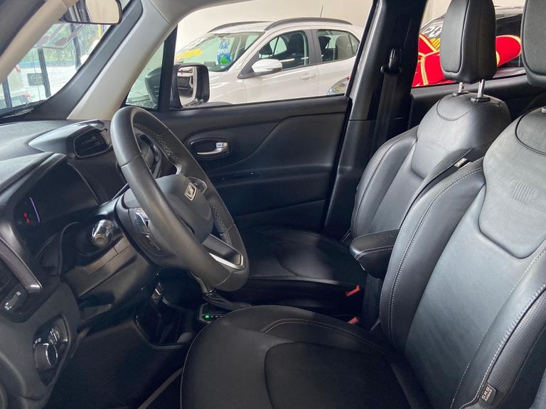 Jeep Renegade Long. T270 1.3 TB 4x2 Flex Aut.