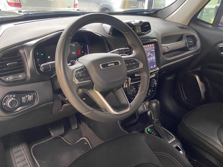 Jeep Renegade Long. T270 1.3 TB 4x2 Flex Aut.