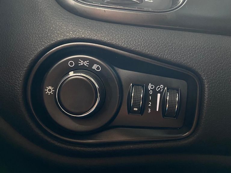 Jeep Renegade Long. T270 1.3 TB 4x2 Flex Aut.