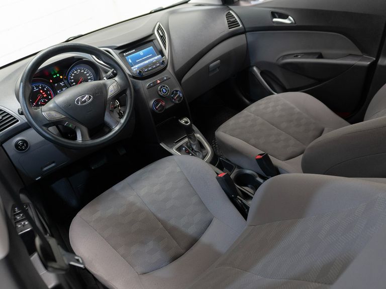 Hyundai HB20S C.Style/C.Plus1.6 Flex 16V Aut. 4p