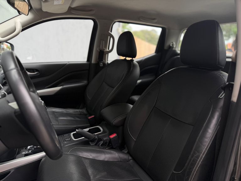 Nissan Frontier LE CD 4x4 2.3 Bi-TB Diesel Aut.