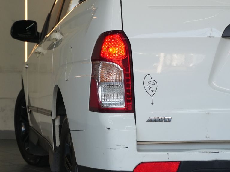 SSANGYONG Korando 2.0 16V T.Diesel AWD Aut.