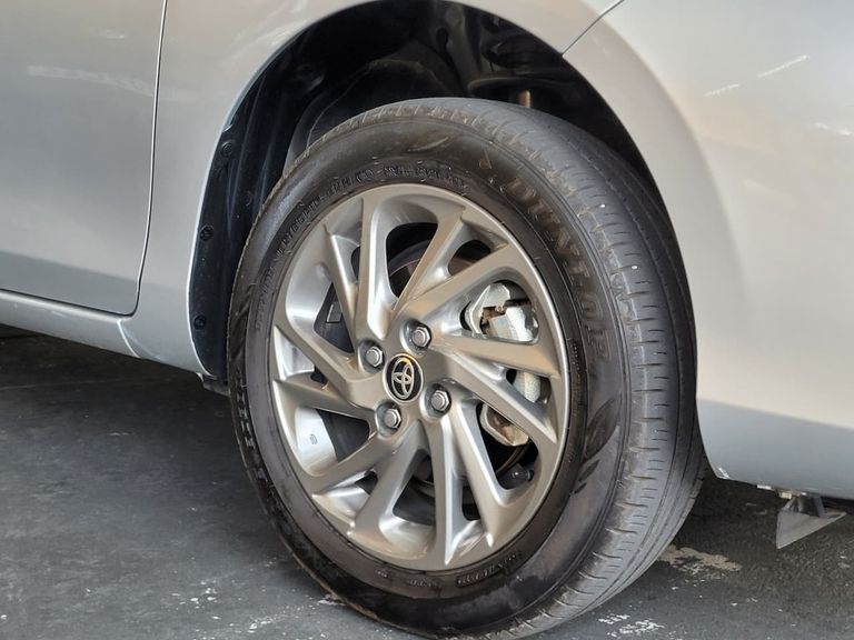 Toyota YARIS XS Sedan 1.5 Flex 16V 4p Aut.