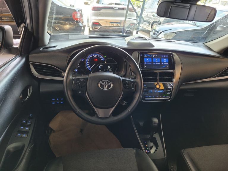 Toyota YARIS XS Sedan 1.5 Flex 16V 4p Aut.