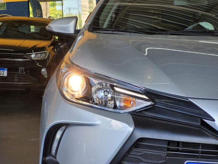 Toyota YARIS XS Sedan 1.5 Flex 16V 4p Aut.