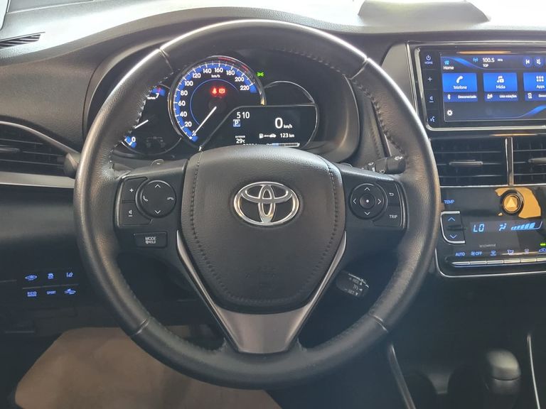 Toyota YARIS XS Sedan 1.5 Flex 16V 4p Aut.