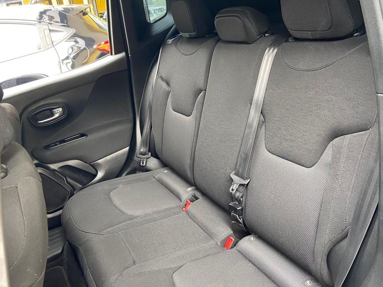 Jeep Renegade Sport 1.8 4x2 Flex 16V Aut.