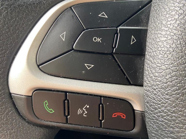 Jeep Renegade Sport 1.8 4x2 Flex 16V Aut.