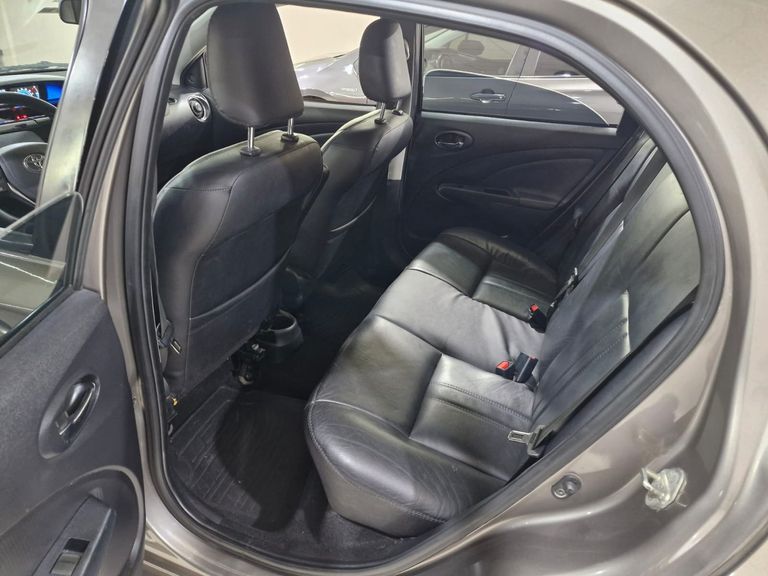 Toyota ETIOS X Plus 1.5 Flex 16V 5p Aut.