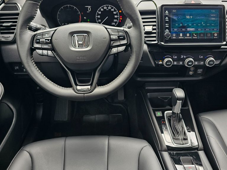 Honda CITY Hatchback Touring 1.5 Flex 16V Aut