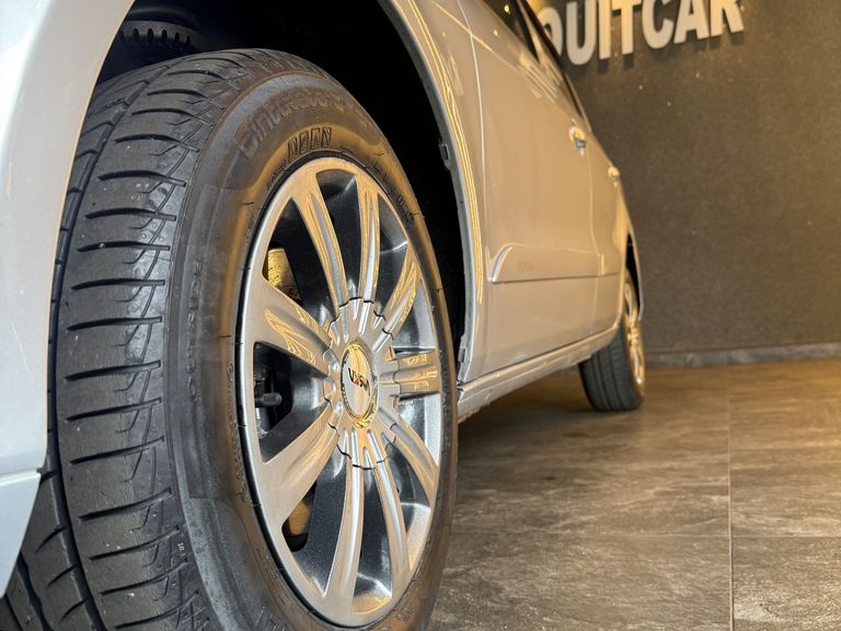 VolksWagen VOYAGE 1.0/1.0 City Mi Total Flex 8V 4p