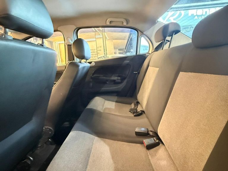 VolksWagen VOYAGE 1.0/1.0 City Mi Total Flex 8V 4p