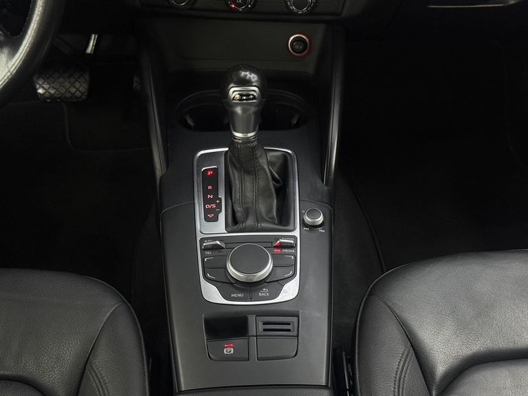 Audi A3 Sedan 1.4/ Attra. 16V TB FSI S-tronic