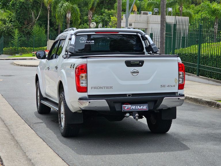 Nissan Frontier SE CD 4x4 2.3 Bi-TB Diesel Aut.