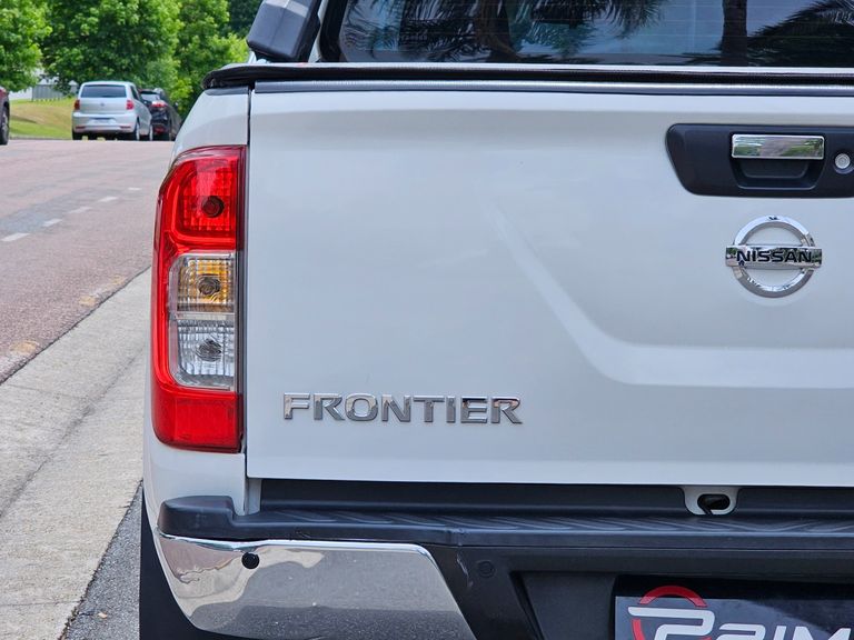 Nissan Frontier SE CD 4x4 2.3 Bi-TB Diesel Aut.