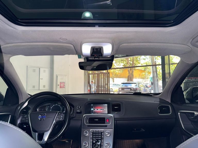 Volvo S60 T-5 MOMENTUM 2.0 245cv 4p