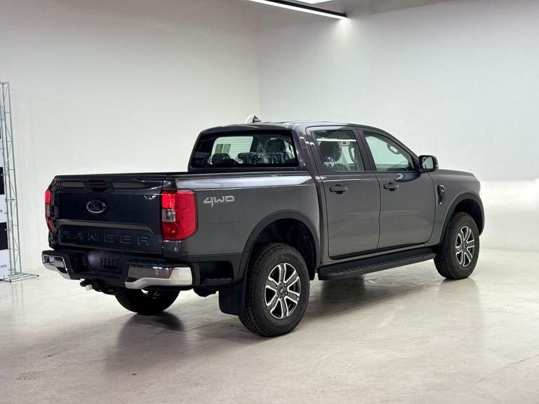 Ford Ranger XLT 3.0 V6 4x4 CD TB  Die. Aut.