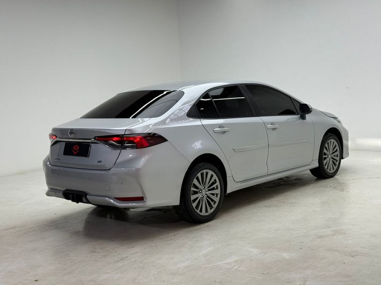 Toyota Corolla XEi 2.0 Flex 16V Aut.