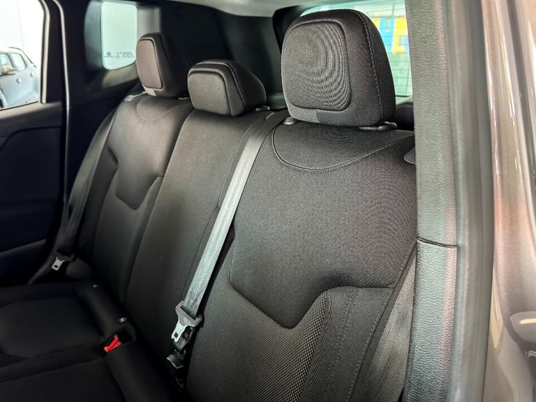 Jeep Renegade Sport 1.8 4x2 Flex 16V Aut.