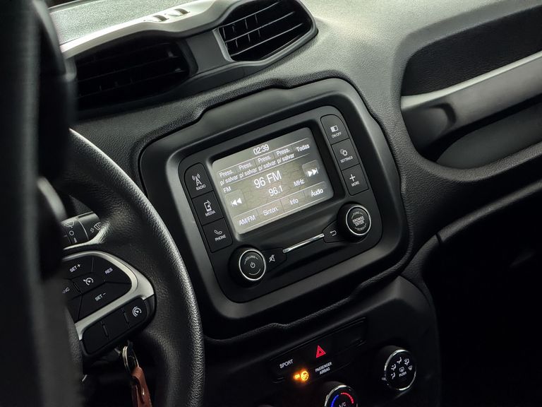 Jeep Renegade Sport 1.8 4x2 Flex 16V Aut.