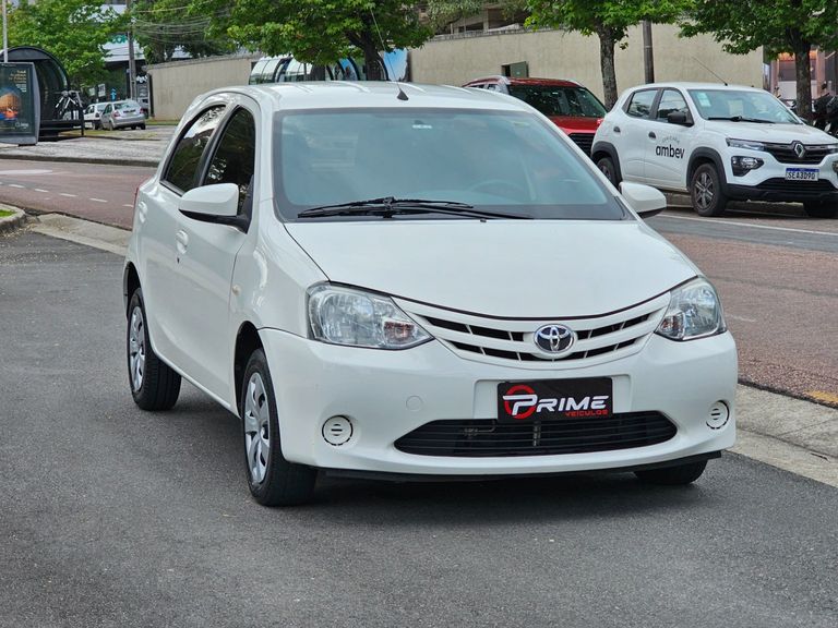 Toyota ETIOS XS 1.5 Flex 16V 5p Mec.