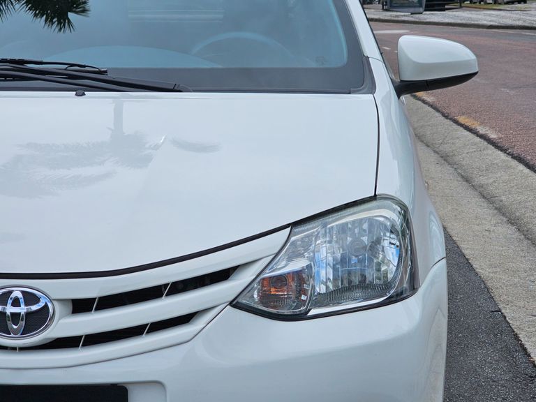 Toyota ETIOS XS 1.5 Flex 16V 5p Mec.