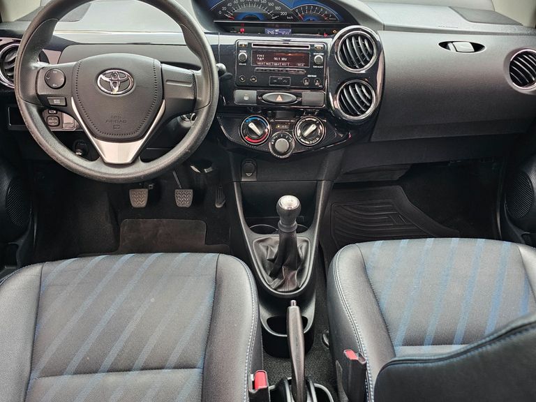 Toyota ETIOS XS 1.5 Flex 16V 5p Mec.