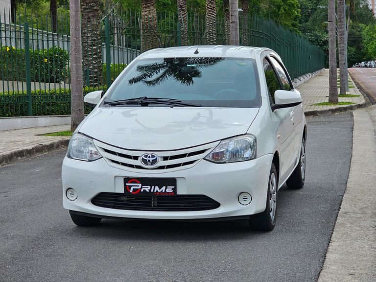 Toyota ETIOS XS 1.5 Flex 16V 5p Mec.