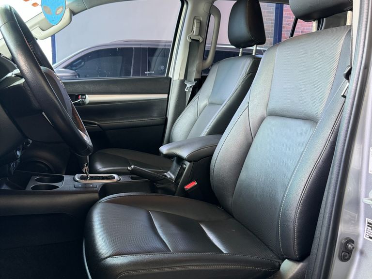 Toyota Hilux CD SRX 4x4 2.8 TDI 16V Diesel Aut.