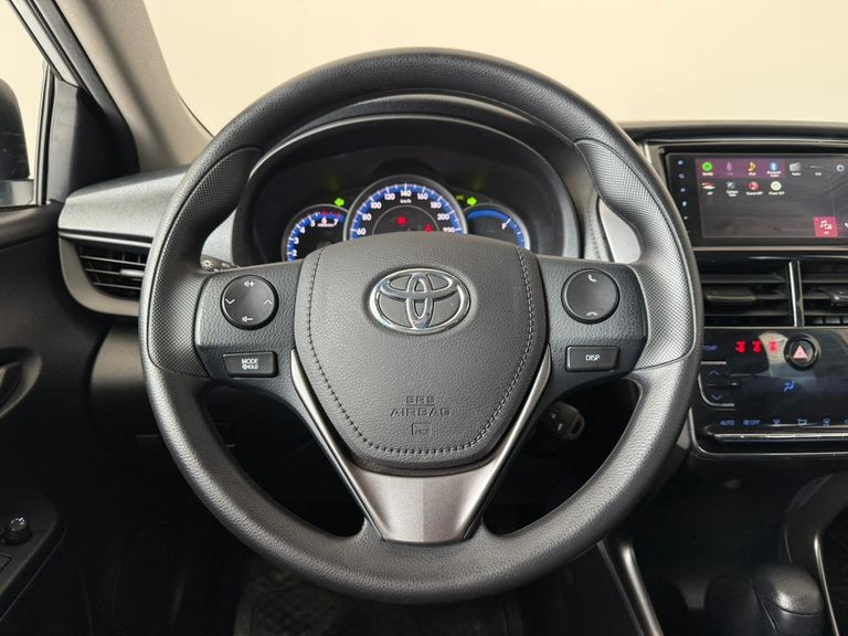 Toyota YARIS XL Sedan 1.5 Flex 16V 4p Aut.