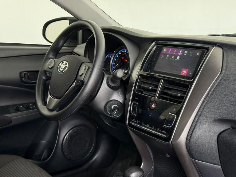 Toyota YARIS XL Sedan 1.5 Flex 16V 4p Aut.