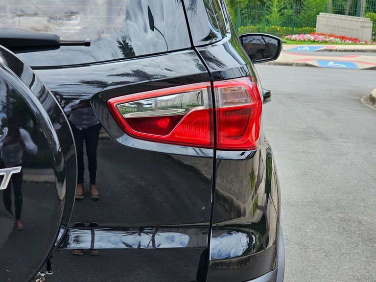 Ford EcoSport SE 1.5 12V Flex 5p Mec.