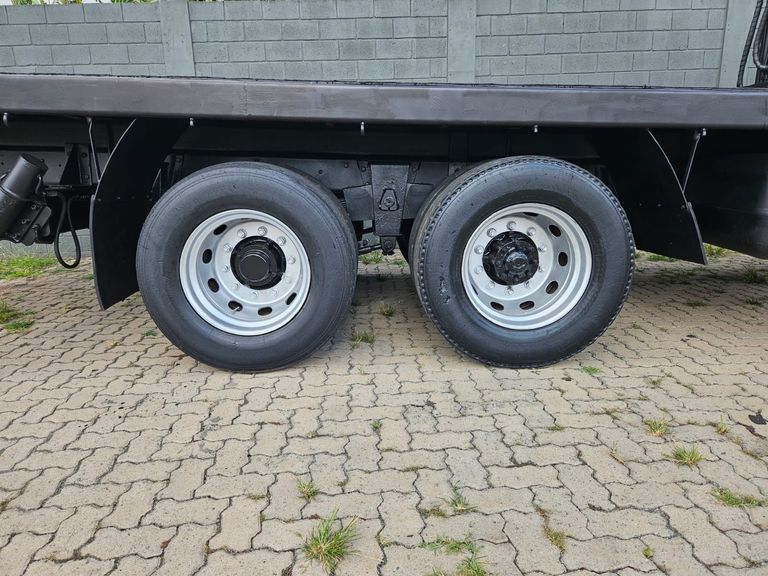 MERCEDES-BENZ L-1418 2p (diesel)