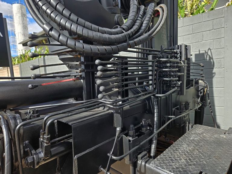 MERCEDES-BENZ L-1418 2p (diesel)