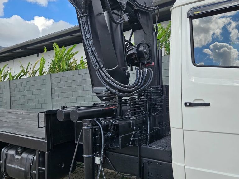 MERCEDES-BENZ L-1418 2p (diesel)