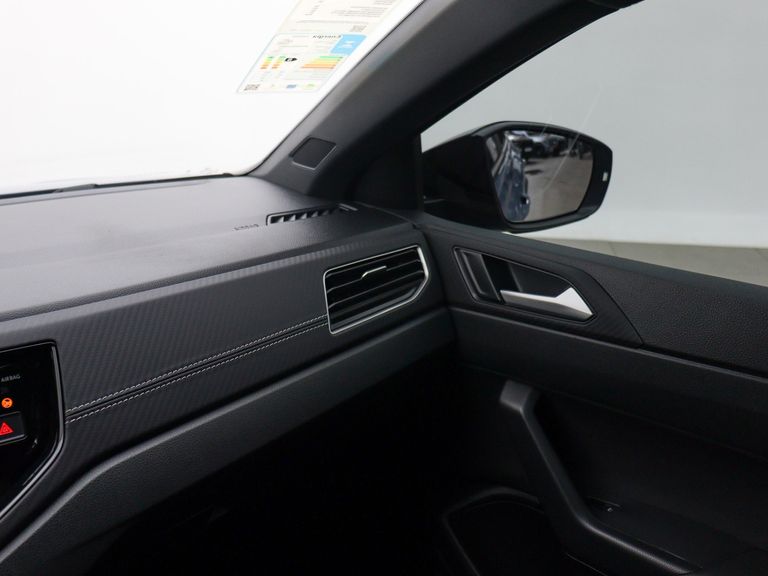 VolksWagen Nivus Highline 1.0 200 TSI Flex Aut.