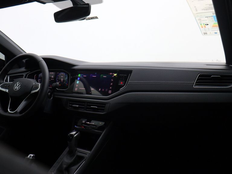 VolksWagen Nivus Highline 1.0 200 TSI Flex Aut.