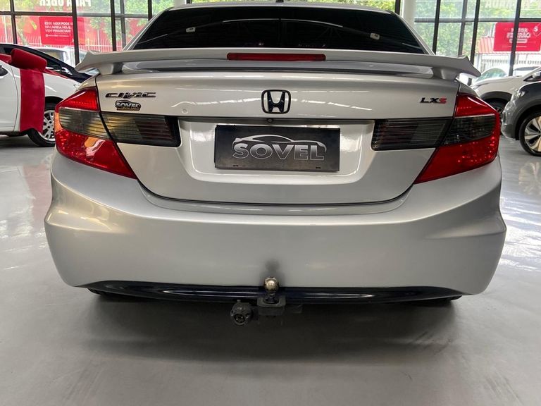 Honda Civic Sedan LXS 1.8/1.8 Flex 16V Aut. 4p