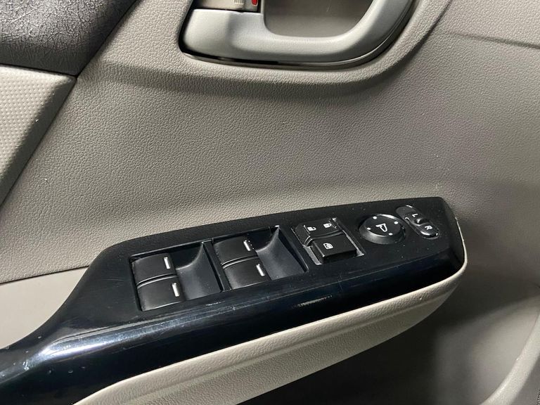 Honda Civic Sedan LXS 1.8/1.8 Flex 16V Aut. 4p