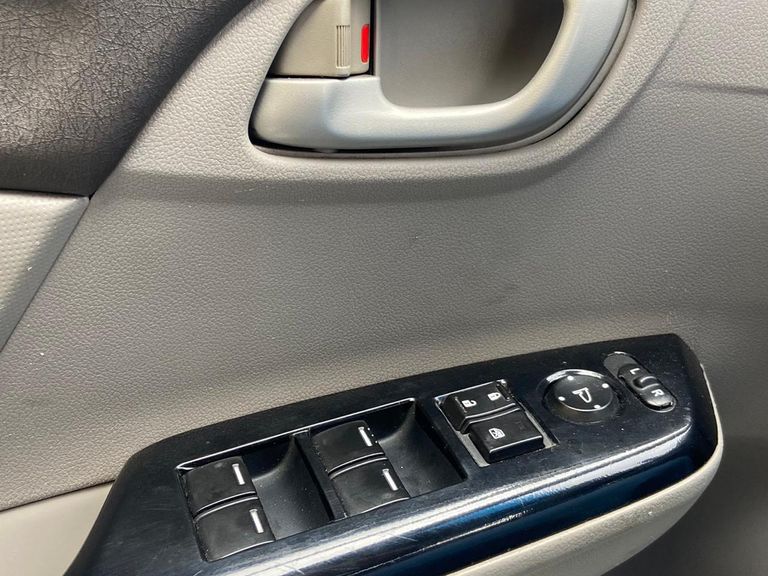 Honda Civic Sedan LXS 1.8/1.8 Flex 16V Aut. 4p