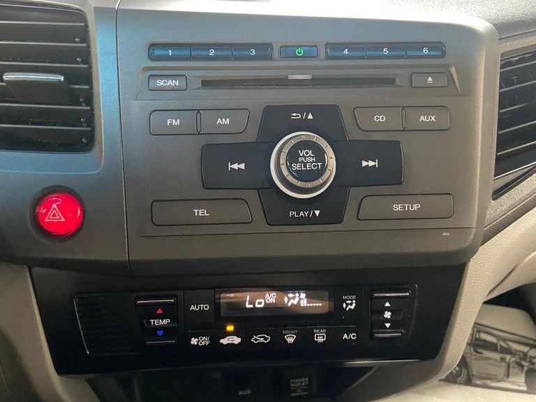 Honda Civic Sedan LXS 1.8/1.8 Flex 16V Aut. 4p