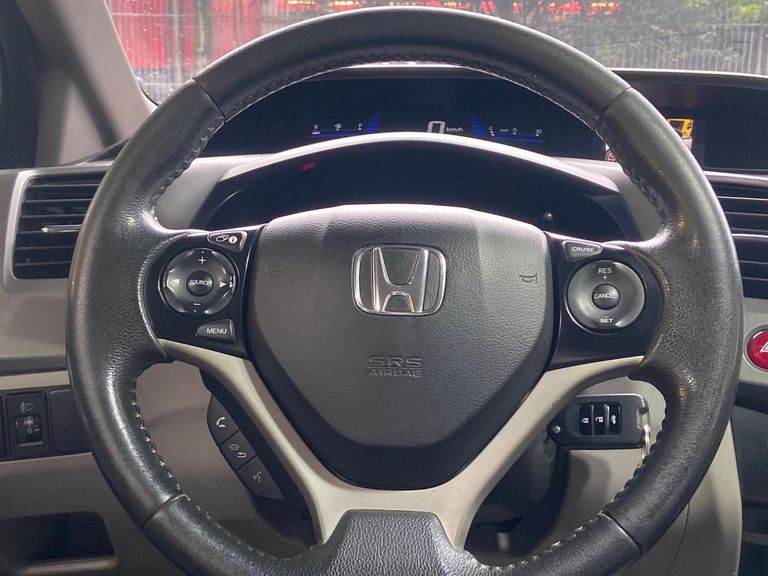 Honda Civic Sedan LXS 1.8/1.8 Flex 16V Aut. 4p